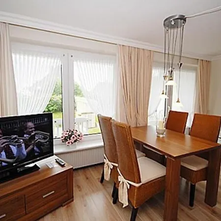 Haus Weissenburg Eg_west Apartment *